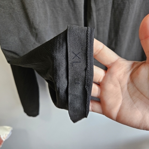 Lululemon Athletica Long sleeve top men Size XL workout top - Picture 3 of 4